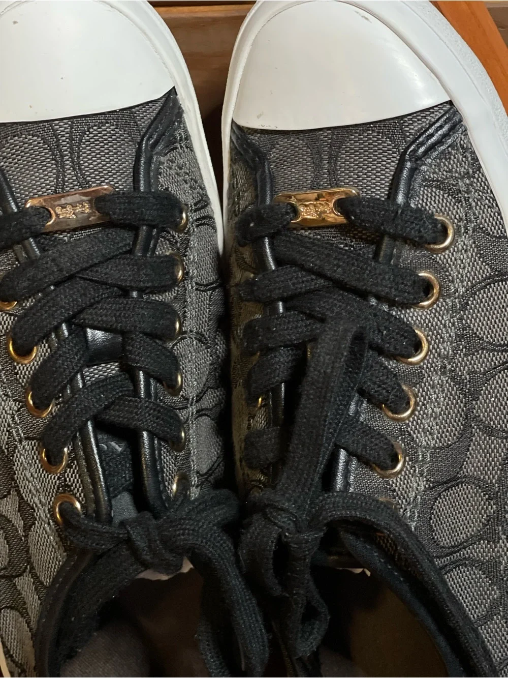Coach Empire “Clip” Low- Top Sneakers Signature Jacquard canvas Sz6 grey /char